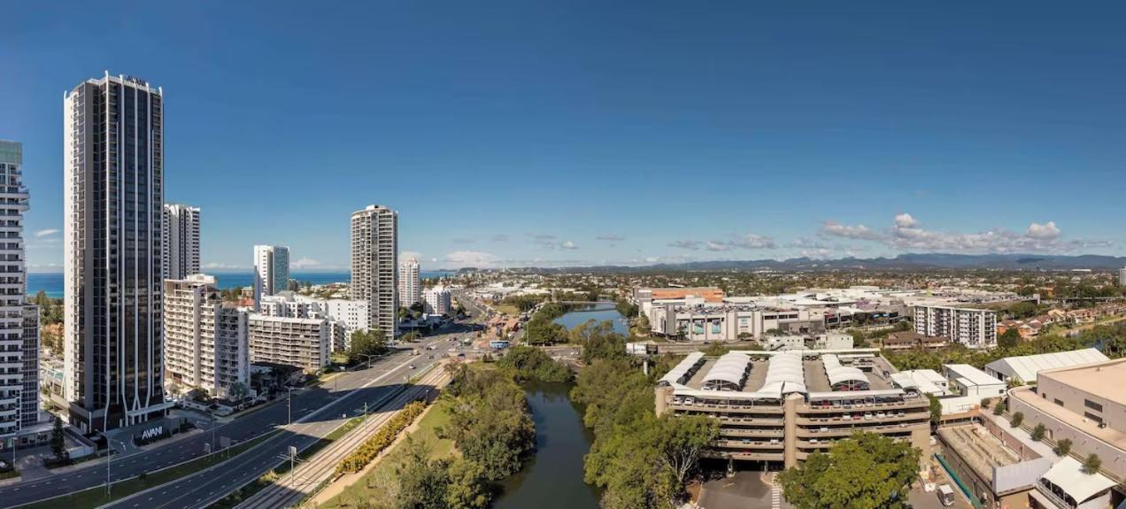 Beach Residences 2-Br River View โกลด์โคสต์ ภายนอก รูปภาพ